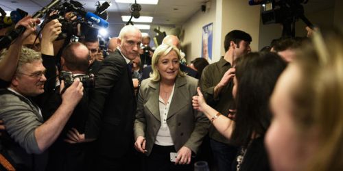4605448_3_0706_marine-le-pen-au-siege-du-front-national-a_2749c987851a591b84e07478b1cfa9a2
